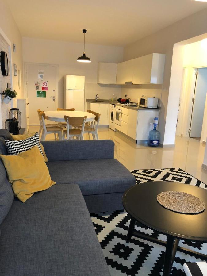 Spartacus Pool Apartments In Caesar Resort & Spa Trikomo Екстер'єр фото