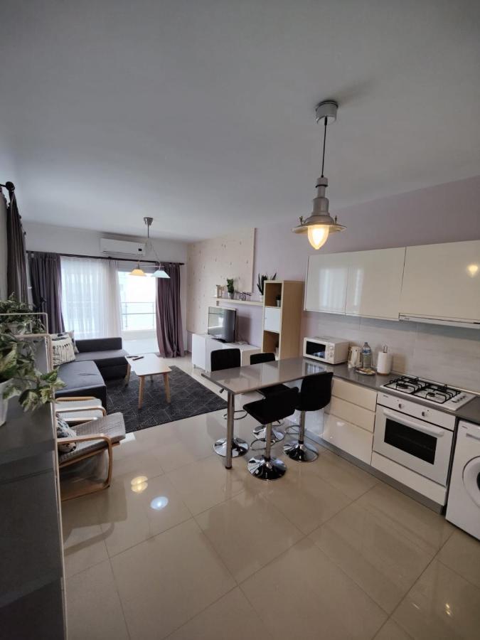 Spartacus Pool Apartments In Caesar Resort & Spa Trikomo Екстер'єр фото